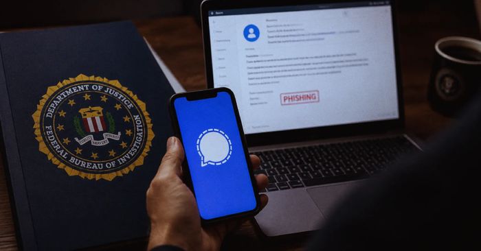FBI Warns Hackers Are Stealing Signal Recovery Keys to Read Private Chats