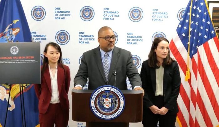 Manhattan DA Seizes 12 AI Deepfake Porn Sites, 1,200+ Victims